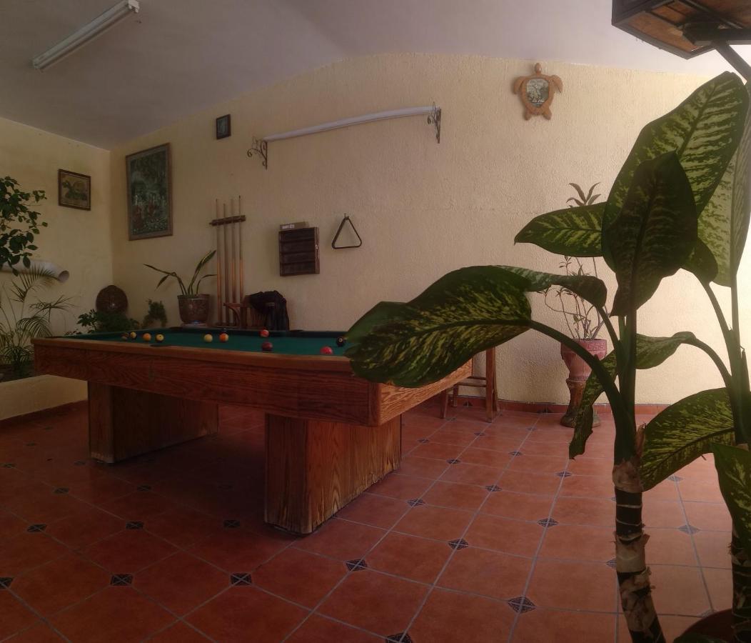 Room In Guest Room - Padrinos Hostal La Paz Full House Esterno foto
